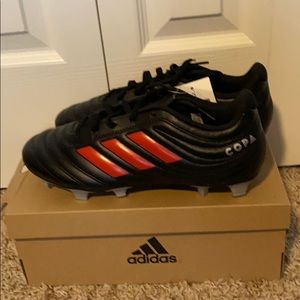 Kids soccer cleats